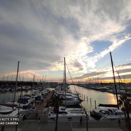 Classe 3 Etoiles - Magnifique Vue Sur Le Port - Wifi Et Clim 라그랑모트 외부 사진