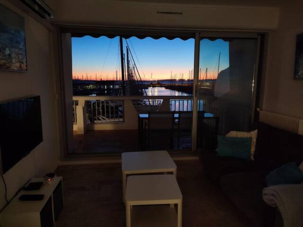 Classe 3 Etoiles - Magnifique Vue Sur Le Port - Wifi Et Clim 라그랑모트 외부 사진